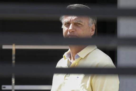 Requerimento menciona quadro de saúde do ex-presidente e precedente de Fernando Collor de Mello
