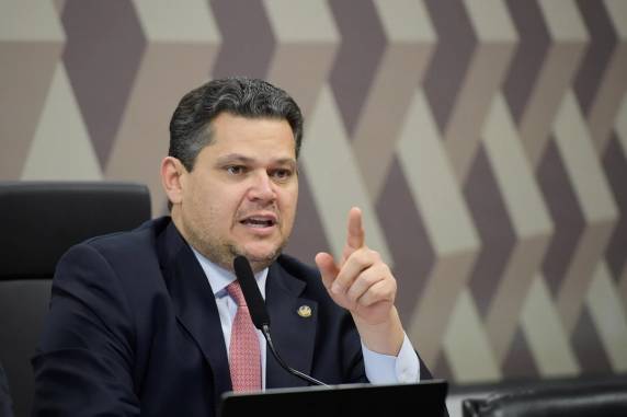 Lula tinha até as 19h18min de quarta-feira para assinar a decisão, porém, deixou o prazo passar