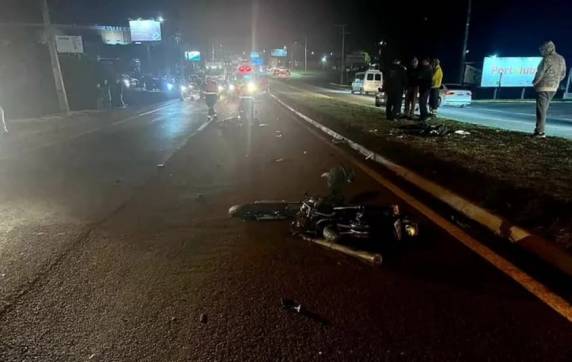 Motociclista morreu no local e caroneiro foi socorrido em estado grave após acidente na ERS-240, entre Portão e São Leopoldo.