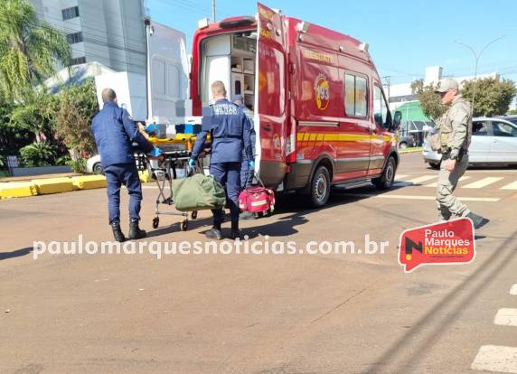 Acidente aconteceu no cruzamento da Avenida Uruguai com a Travessa Praça da Bandeira; vítima foi socorrida pelos Bombeiros e encaminhada ao Hospital São Vicente de Paulo